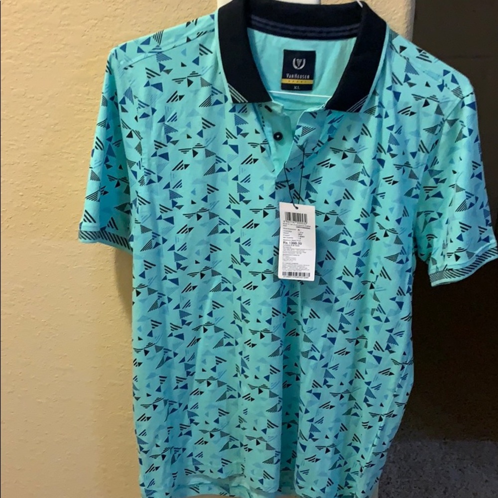 BRAND NEW Casual Polo from Van Heusen